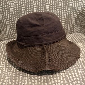 Uniqlo linen and straw sun hat 👒